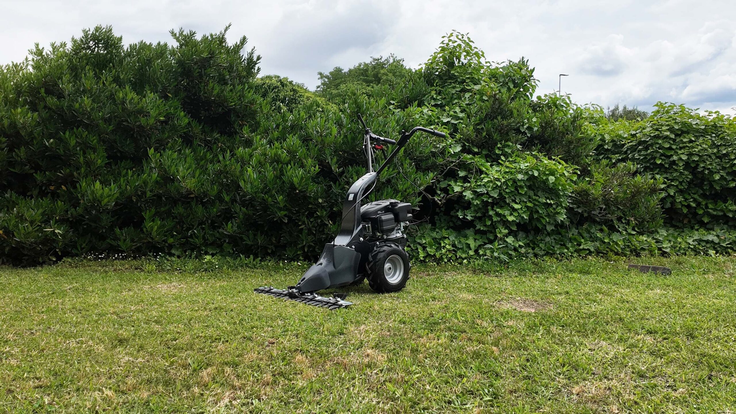 Motofalciatrice a Scoppio Garden Italia GIS90 Loncin Falciatrice Motofalce Semovente