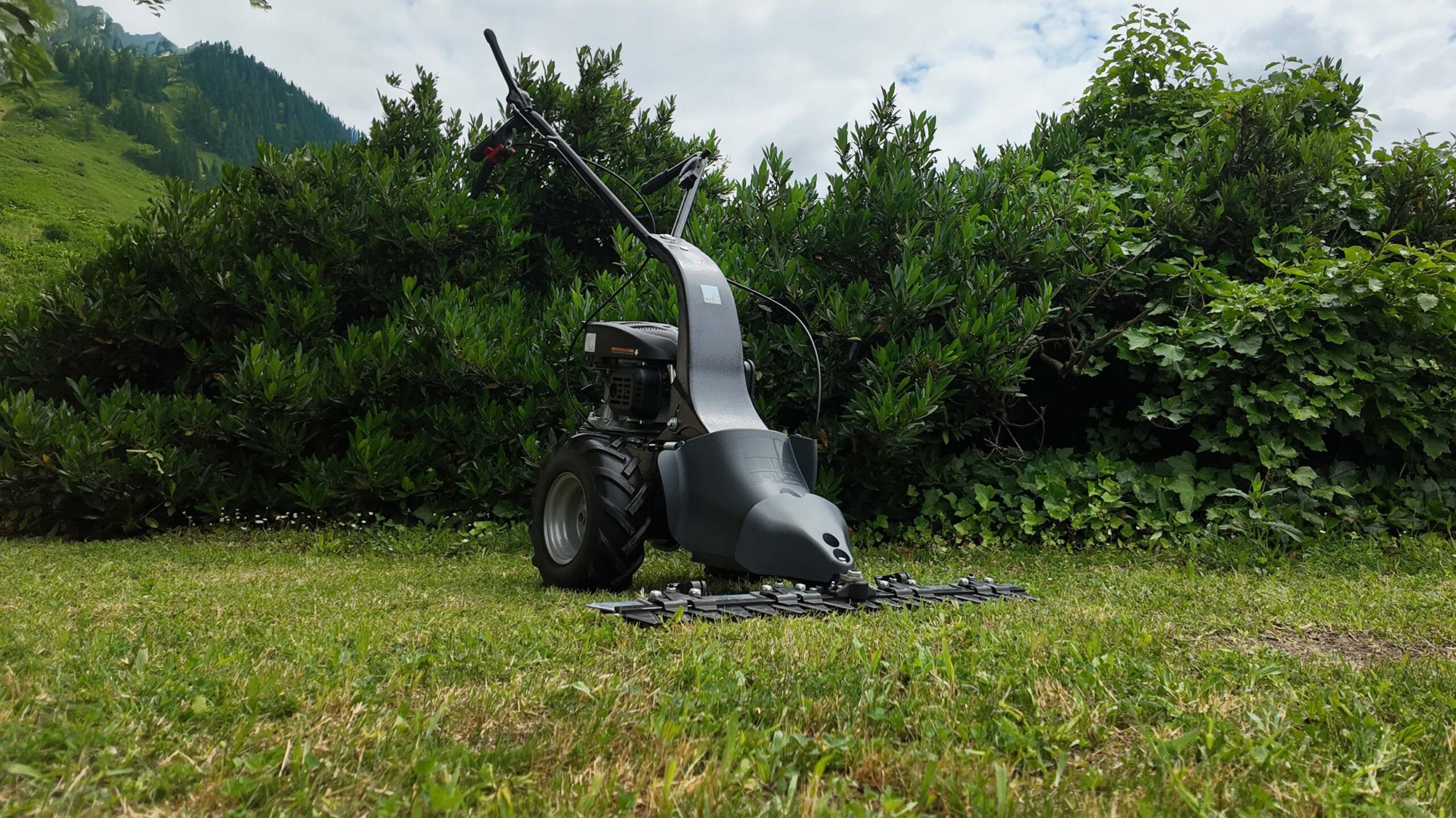 Motofalciatrice a Scoppio Garden Italia GIS90 Loncin Falciatrice Motofalce Semovente