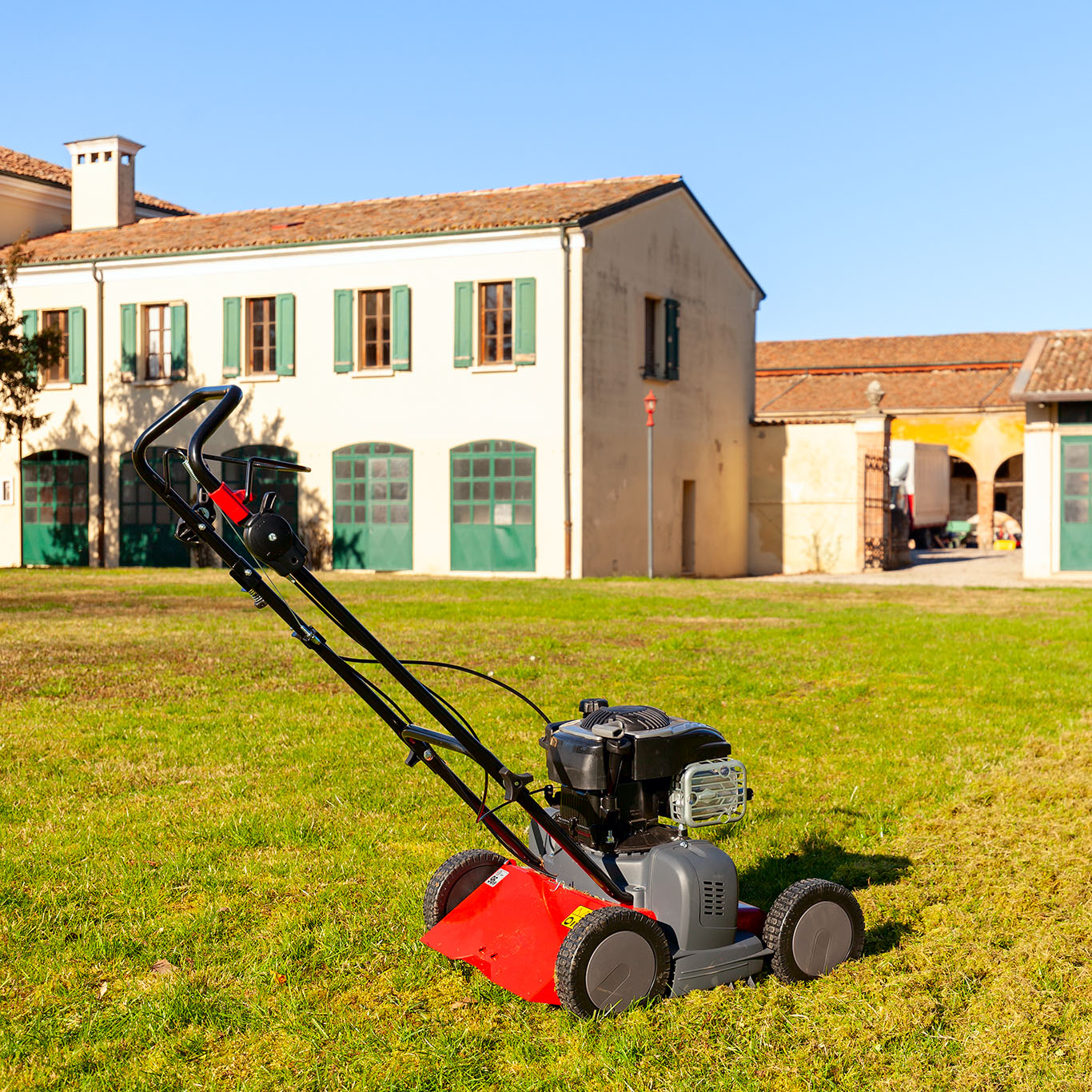 Arieggiatore a scoppio Eurosystems SC 42 motore a scoppio B&S 450  a benzina