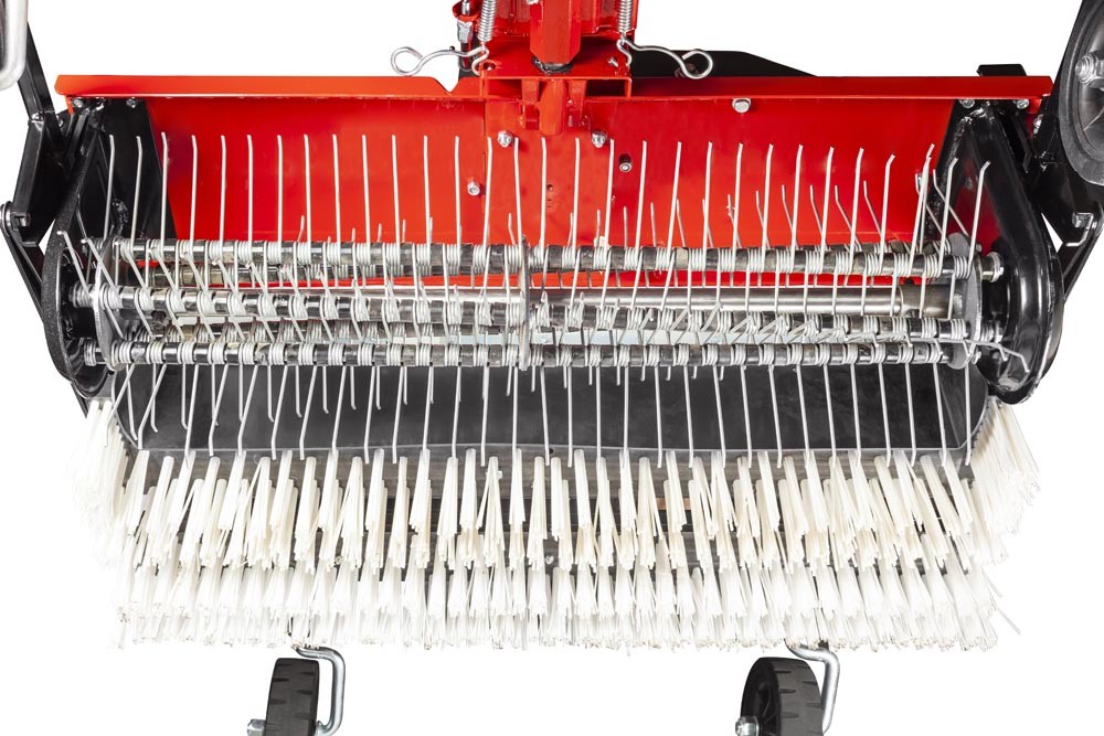 Decompattatore Eurosystems DECO90 per campi sportivi a riempimento granulare