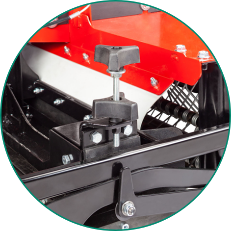 Decompattatore Eurosystems DECO90 per campi sportivi a riempimento granulare